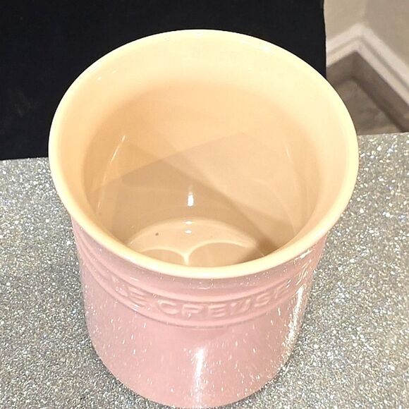 Le Creuset 1L Utensil Crock- Chiffon Pink - Picture 5 of 6